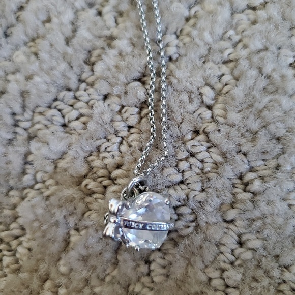 Juicy Couture necklace - Picture 2 of 4